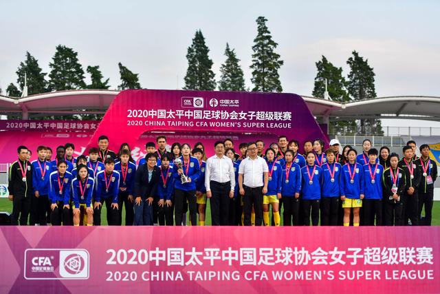 皇马已经告知索拉里，若安帅下课他将紧急接任
